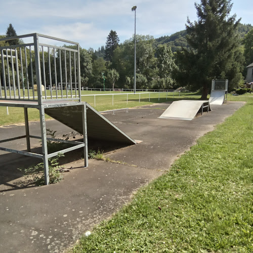 Skatepark à Saint-Martin-Valmeroux