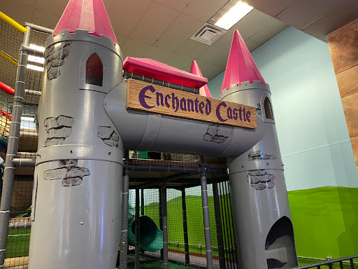 Amusement Center «Enchanted Castle Family Entertainment Complex and Restaurant», reviews and photos, 1103 S Main St, Lombard, IL 60148, USA