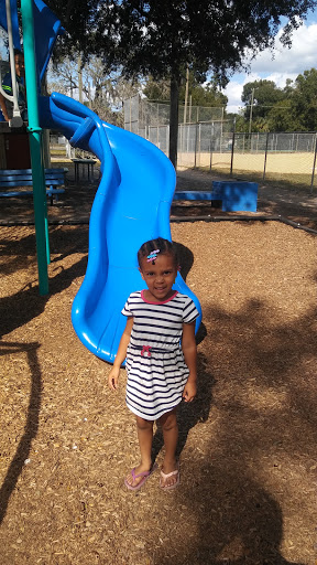 Community Center «Fair Oaks Park Community Center», reviews and photos, 5019 N 34th St, Tampa, FL 33610, USA