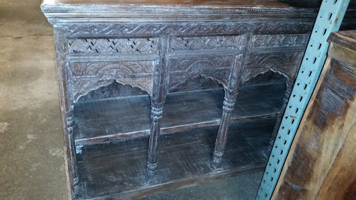 Furniture Store «Chatham Home», reviews and photos, 517 E Walnut St, Indianapolis, IN 46202, USA