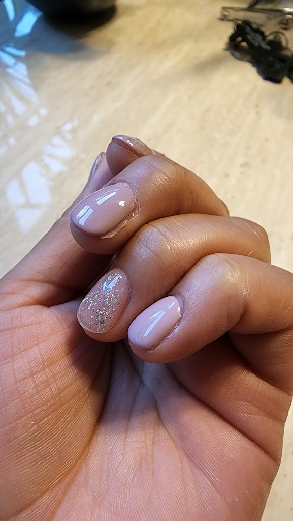 World Nail Spa 61111