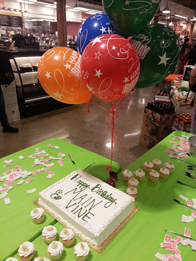 Grocery Store «Main & Vine», reviews and photos, 5010 Point Fosdick Dr NW, Gig Harbor, WA 98335, USA