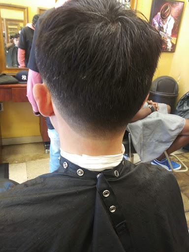 Beauty Salon «Dons & Divas Unisex Hair Salon», reviews and photos, 289 Nostrand Ave # A, Brooklyn, NY 11216, USA