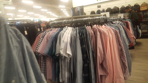 Department Store «Nordstrom Rack Lincoln Park», reviews and photos, 1551 N Sheffield Ave, Chicago, IL 60642, USA