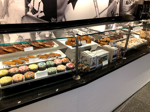 Shopping Mall «The Market and Shops at Comcast Center», reviews and photos, 1701 John F Kennedy Blvd #300, Philadelphia, PA 19103, USA