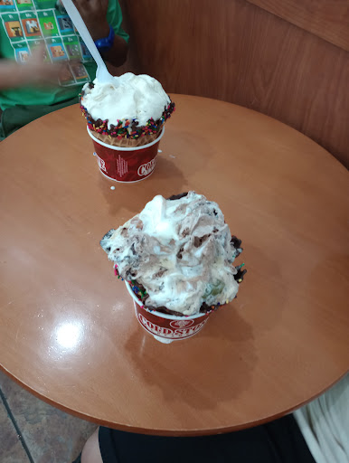 Ice Cream Shop «Cold Stone Creamery», reviews and photos, 6420 Naples Blvd #105, Naples, FL 34109, USA