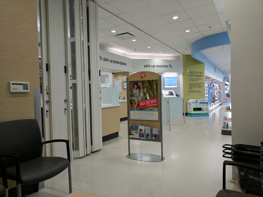 Drug Store «Walgreens», reviews and photos, 1517 Mt Vernon Ave, Alexandria, VA 22301, USA