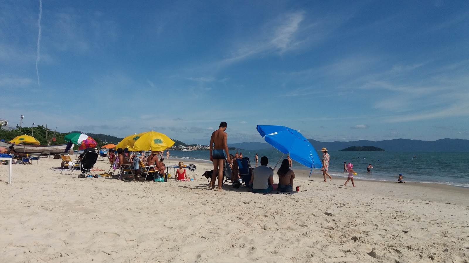 Fotografija Cachoeira do Bom Jesus Beach priporočljivo za družine popotnike z otroki