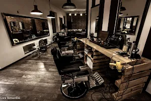 Kult Parrucchieri & Barber Shop image