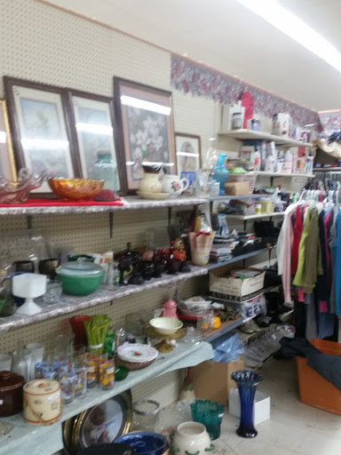 Flea Market «Vendors Mall of Corbin», reviews and photos, 1308 London Hwy, Corbin, KY 40701, USA