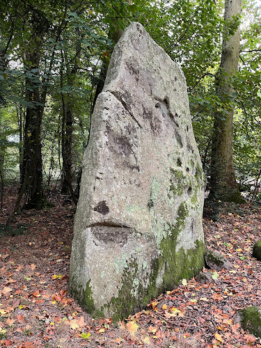 Menhir Pierre Levée à Gouffern en Auge