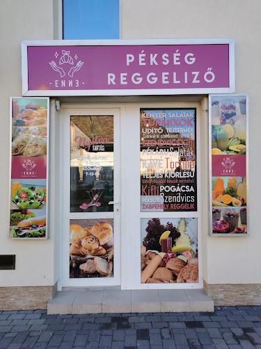 Opinii despre Enne Reggeliző & Pékség în Vác - Kávézó