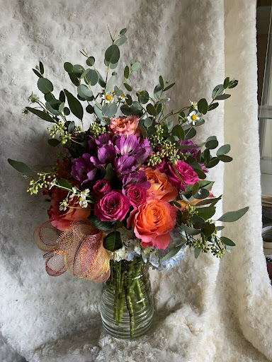 Florist «Event Connoisseur Flowers & Gifts», reviews and photos, 39 New London Turnpike #116, Glastonbury, CT 06033, USA