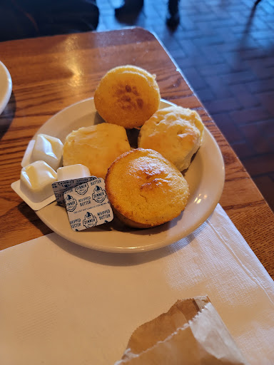American Restaurant «Cracker Barrel Old Country Store», reviews and photos, 350 W 120th Ave, Northglenn, CO 80234, USA