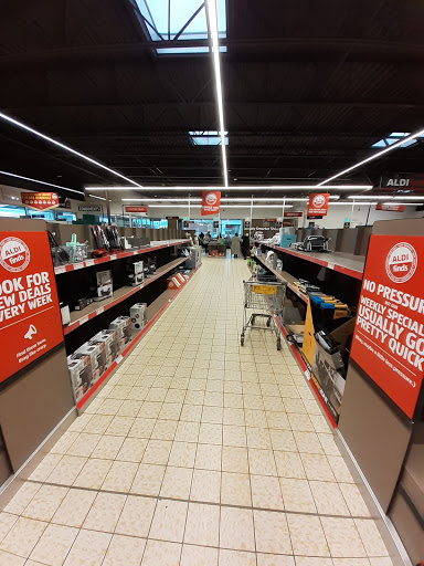 Supermarket «ALDI», reviews and photos, 6111 S Salina St, Syracuse, NY 13205, USA