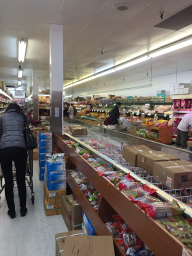 Asian Grocery Store «New K F Supermarket», reviews and photos, 625 Kinderkamack Rd, River Edge, NJ 07661, USA