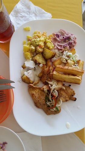 Opiniones de Grilladas De Tomasito en Tena - Restaurante