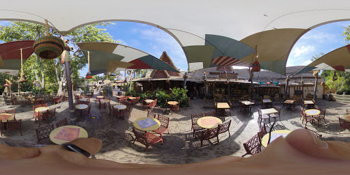 The Tropical Hideaway