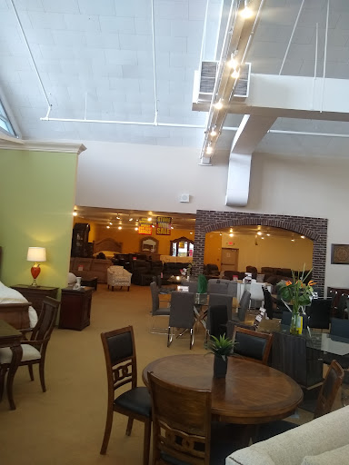 Furniture Store «Huffman Koos Furniture», reviews and photos, 1640 Broadhollow Rd, Farmingdale, NY 11735, USA