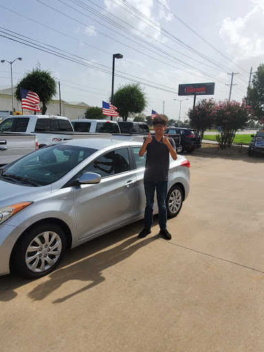 Car Dealer «Barrett Motors», reviews and photos, 3941 Forest Ln, Garland, TX 75042, USA
