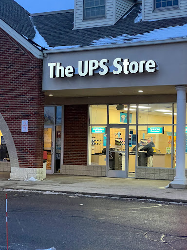 Shipping and Mailing Service «The UPS Store», reviews and photos, 540 N Lapeer Rd, Orion Charter Township, MI 48362, USA
