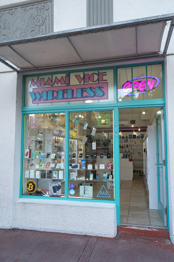 Hotline Bling Wireless, 829 Washington Ave, Miami Beach, FL 33139, USA, 