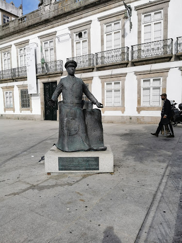 Praça de Carlos Alberto 71, 4050-159 Porto, Portugal