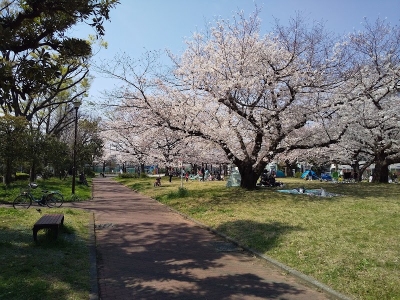 汐入公園 神奈川県横浜市鶴見区汐入町 公園 グルコミ