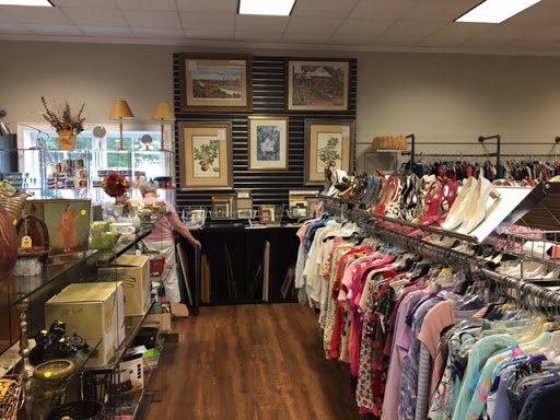 Thrift Store «Matthews Help Center & Thrift Shop», reviews and photos, 119 N Ames St, Matthews, NC 28105, USA