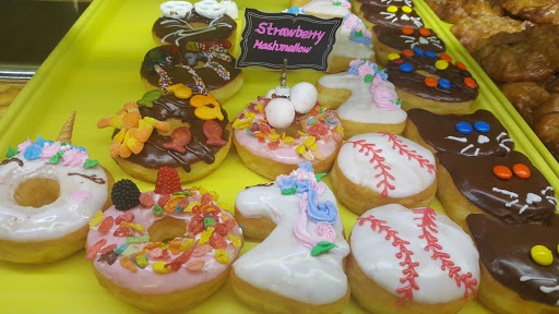 Donut Shop «Donuts Plus», reviews and photos, 1049 N Preston Rd # 30, Prosper, TX 75078, USA