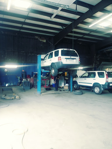 Auto Repair Shop «Ashu Auto Repair and Body Shop», reviews and photos, 2515 Shirlington Rd, Arlington, VA 22206, USA