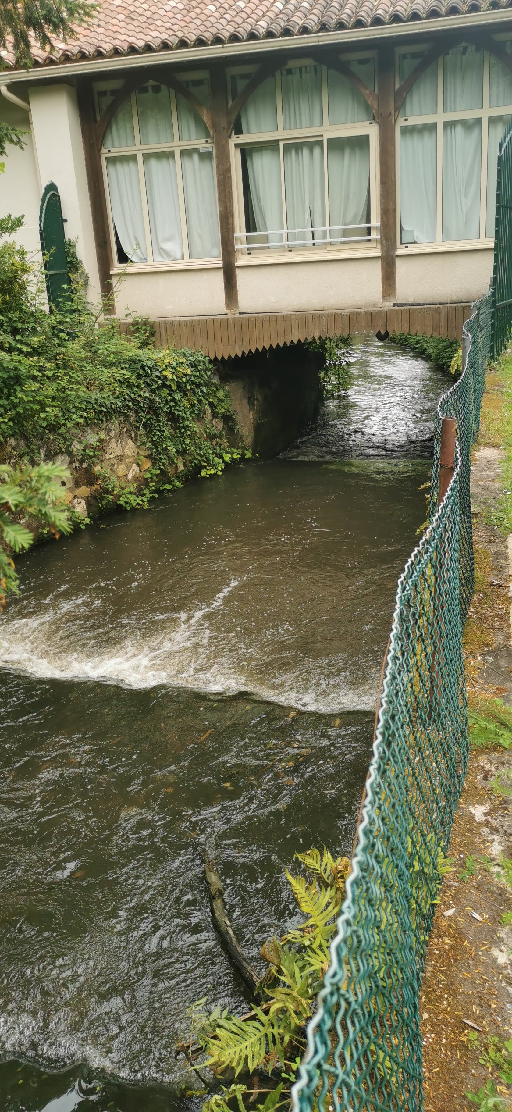 Photo n° 2 de l'avis de Sab.a fait le 23/05/2023 à 05:59