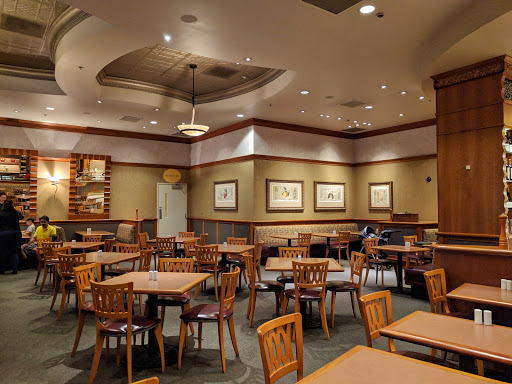 Department Store «Nordstrom MacArthur Center», reviews and photos, 301 Cumberland St, Norfolk, VA 23510, USA