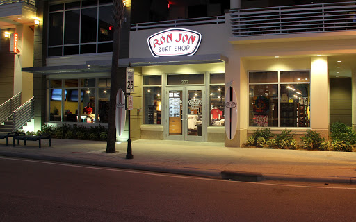 Clothing Store «Ron Jon Surf Shop», reviews and photos, 377 Mandalay Ave, Clearwater Beach, FL 33767, USA