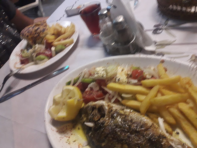 Opinii despre Έμπλεων în Σκάλα Ωρωπού - Καφετέρια