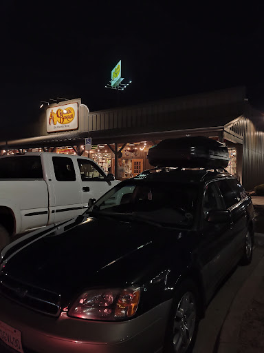 American Restaurant «Cracker Barrel Old Country Store», reviews and photos, 200 Cracker Barrel Dr, Clarksville, TN 37040, USA