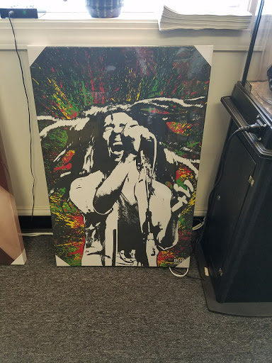 Tobacco Shop «The Octopus Garden Smoke Shop», reviews and photos, 2000 Spartanburg Hwy, Hendersonville, NC 28792, USA