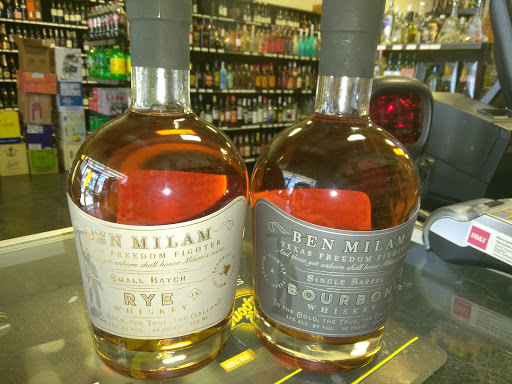 Liquor Store «Alamo City Liquor», reviews and photos, 26108 Overlook Pkwy, San Antonio, TX 78260, USA