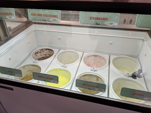 Ice Cream Shop «Zingers Homemade Ice Cream», reviews and photos, 210 Broadway St, Seaside, OR 97138, USA