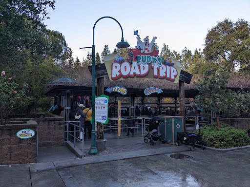 Gilroy Gardens Family Theme Park image