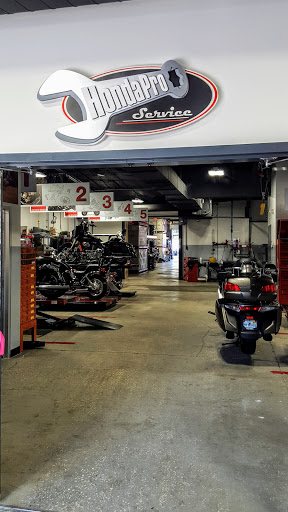 Motorcycle Dealer «RC Hill Honda Powersports», reviews and photos, 560 S Woodland Blvd, DeLand, FL 32720, USA