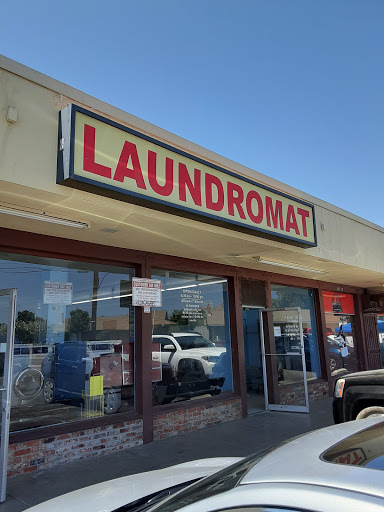 Laundromat «Hole Coin Laundry», reviews and photos, 10527 Hole Ave, Riverside, CA 92505, USA