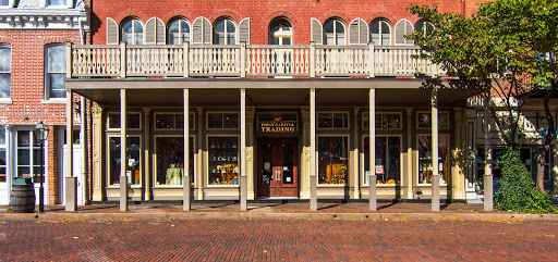 Gift Shop «First Capitol Trading Collectibles and Gifts», reviews and photos, 207 S Main St, St Charles, MO 63301, USA