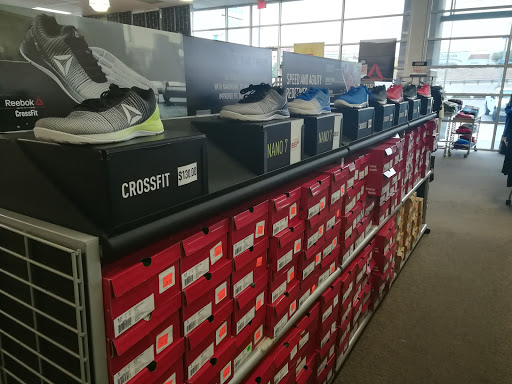 Shoe Store «Reebok Outlet», reviews and photos, 6974 Gateway Blvd E, El Paso, TX 79915, USA