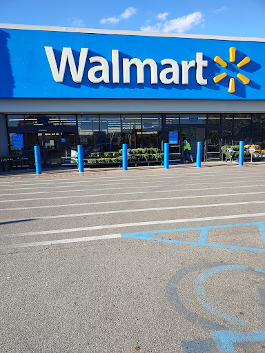 Discount Store «Walmart», reviews and photos, 2150 E National Ave, Brazil, IN 47834, USA