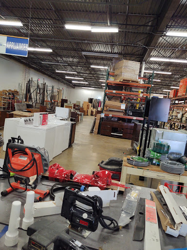 Building Materials Store «Habitat for Humanity ReStore DuPage», reviews and photos, 869 S Rohlwing Rd, Addison, IL 60101, USA