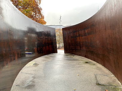 Richard Serra 'Intersections'