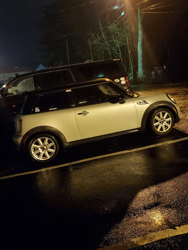 Auto Body Shop «Maaco Collision Repair & Auto Painting», reviews and photos, 874 Edgell Rd, Framingham, MA 01701, USA