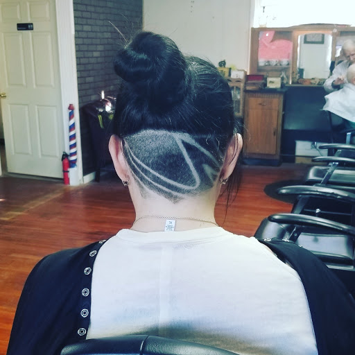 Barber Shop «Lebanon Rd Barber Shop», reviews and photos, 14864 Lebanon Rd, Old Hickory, TN 37138, USA