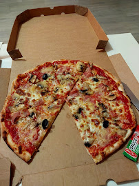 Plats et boissons du Pizzas à emporter Pizza Smiley à Toulon - n°4